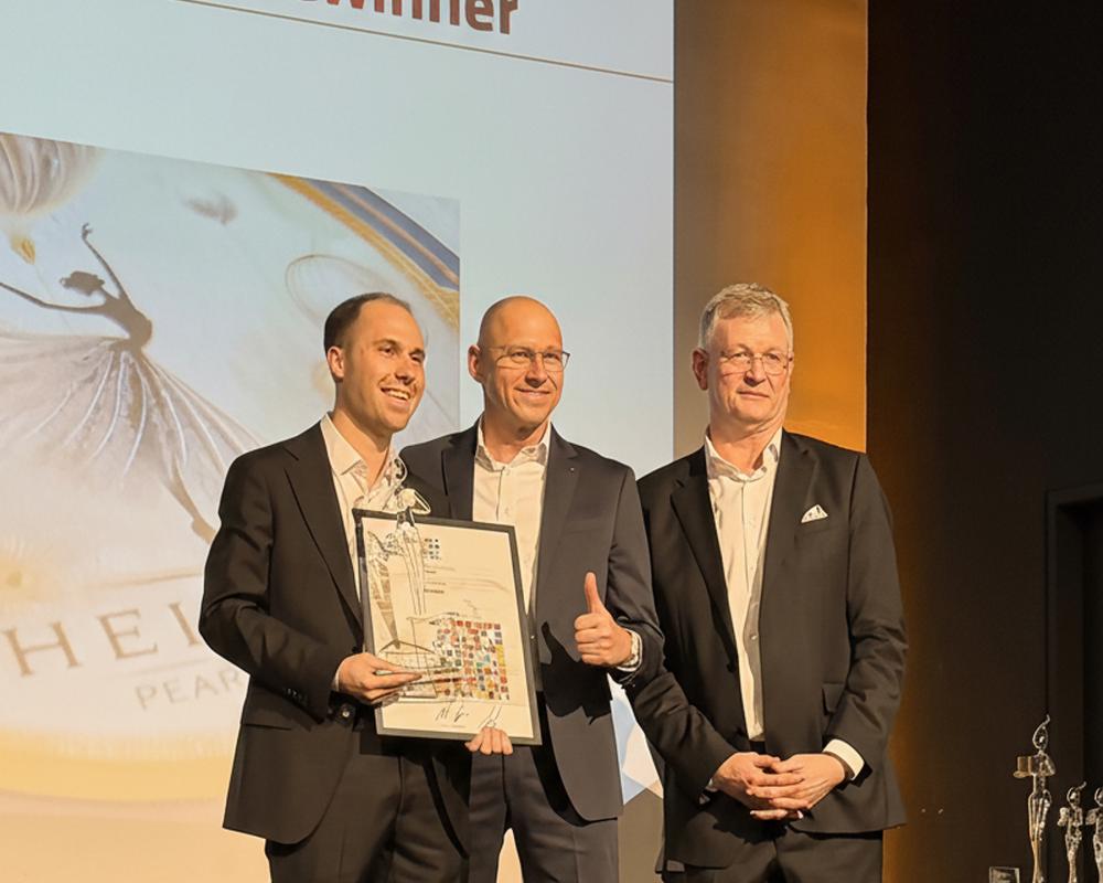 News Carini Golden Pixel